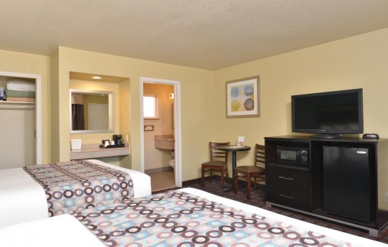 Welcome To Avenue Inn Downtown San Luis Obispo - 2 Queen Beds