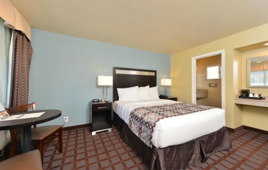 Welcome To Avenue Inn Downtown San Luis Obispo - King Room